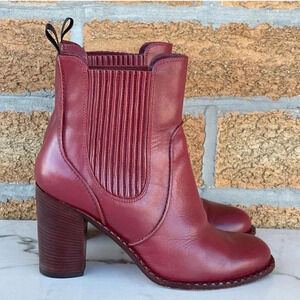 Marc By Marc Jacobs burgundy leather boots 37
